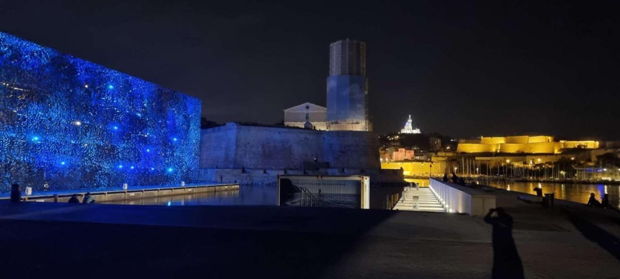 Ferienwohnung T2 La Joliette Sur Notre Dame Marseilles Exterior foto